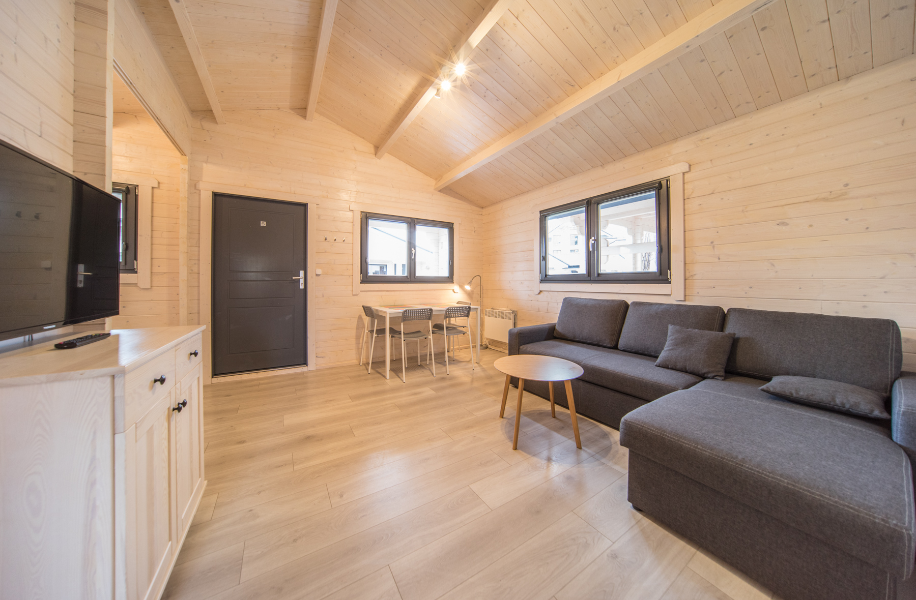 Ground-Floor Holiday Cottage